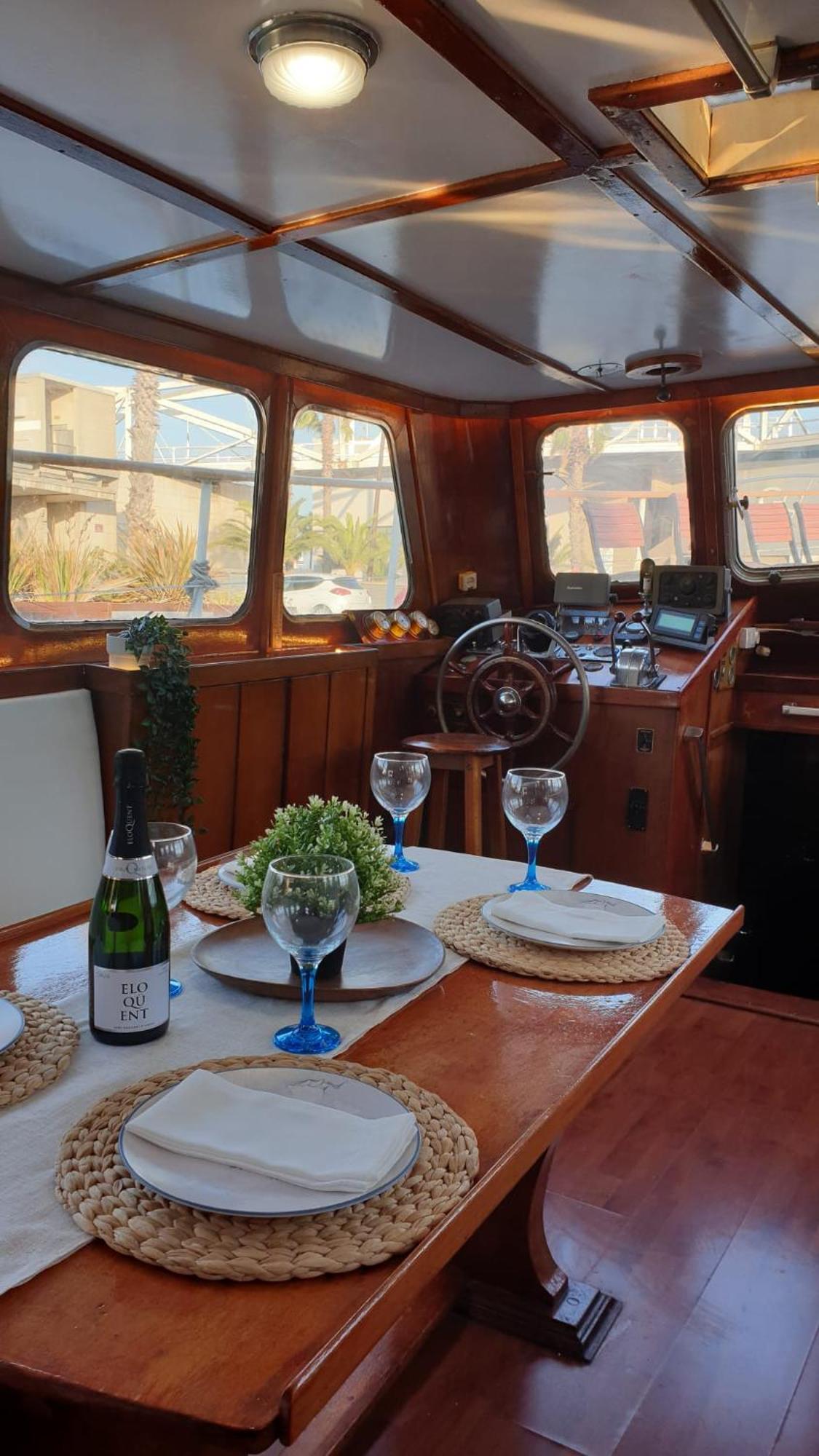 Classic Boat Barcelona Exterior photo