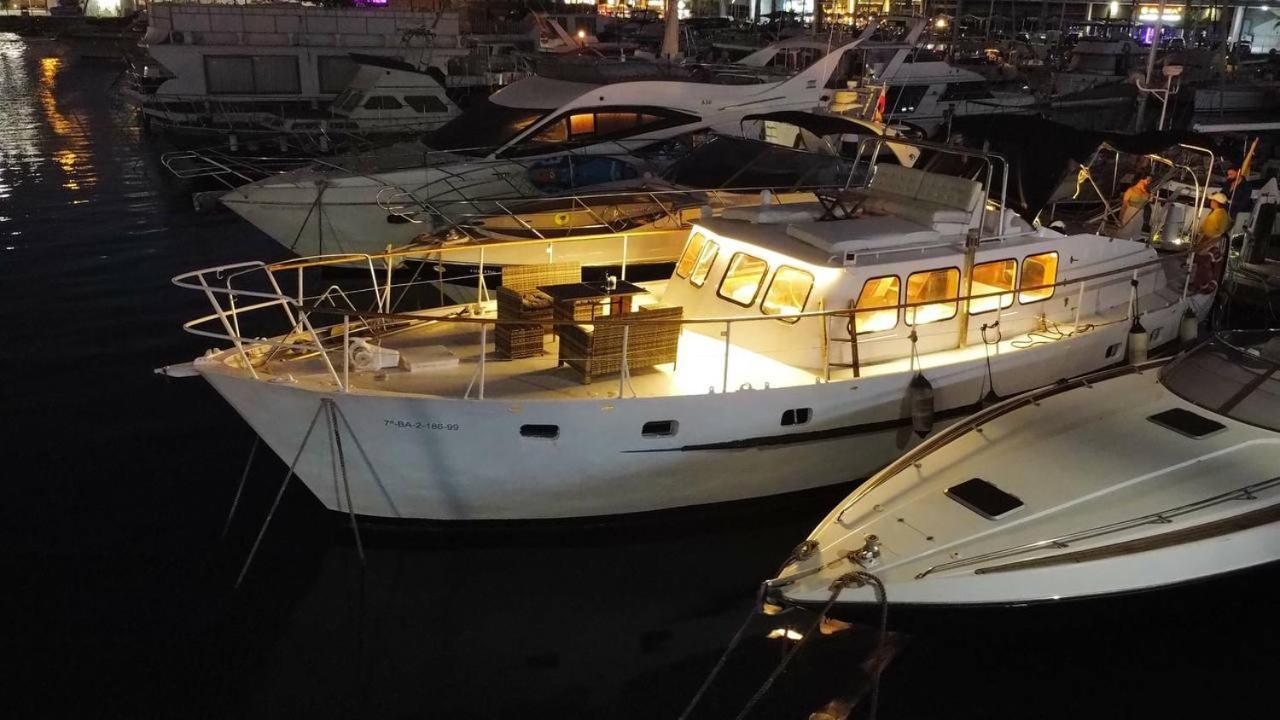 Classic Boat Barcelona Exterior photo
