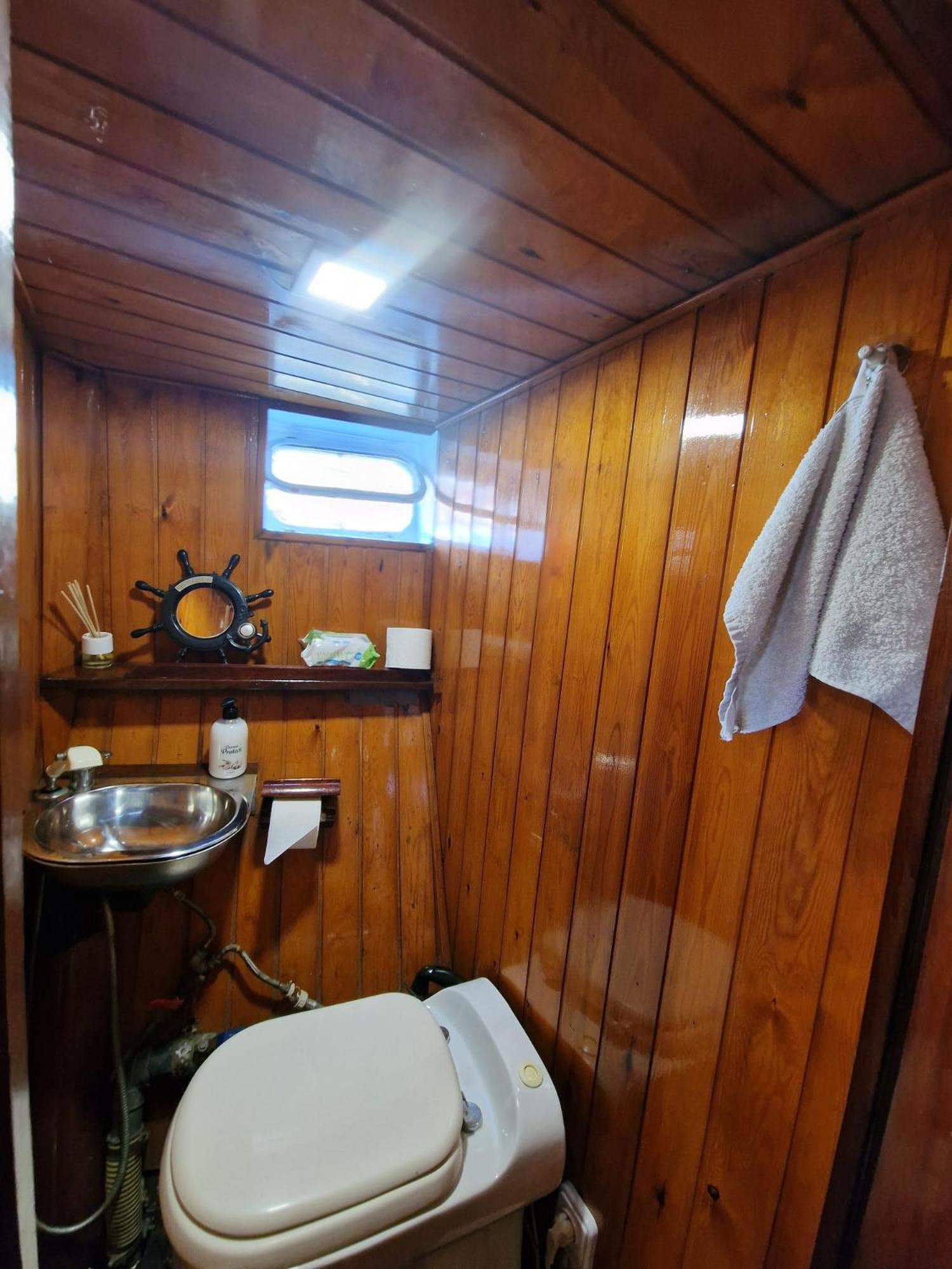 Classic Boat Barcelona Exterior photo